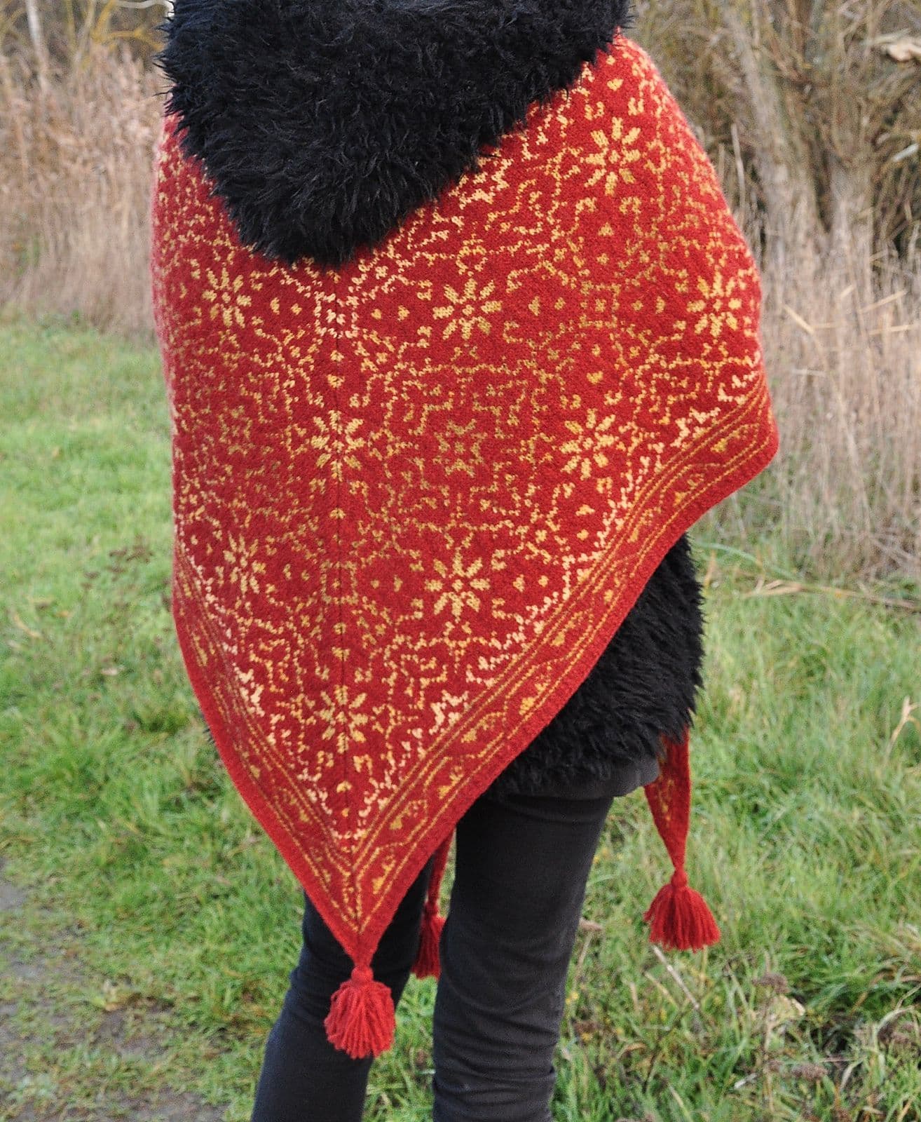 a-christmas-tale-shawl-marion-schlenzka-patron-ch-le-jacquard-pdf image 2