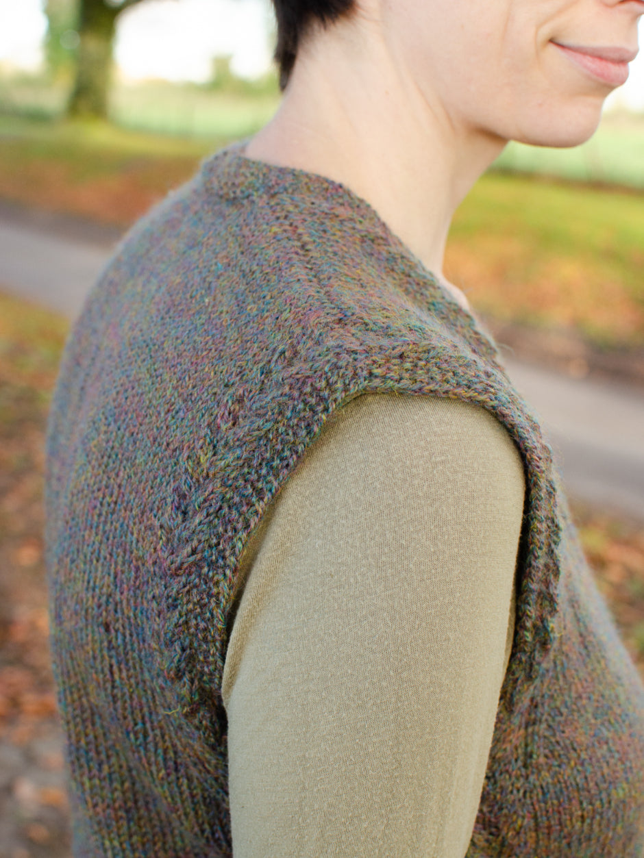 john-arbon-kits-scrumper-waistcoat-kit-d-bardeur-oaken image 3
