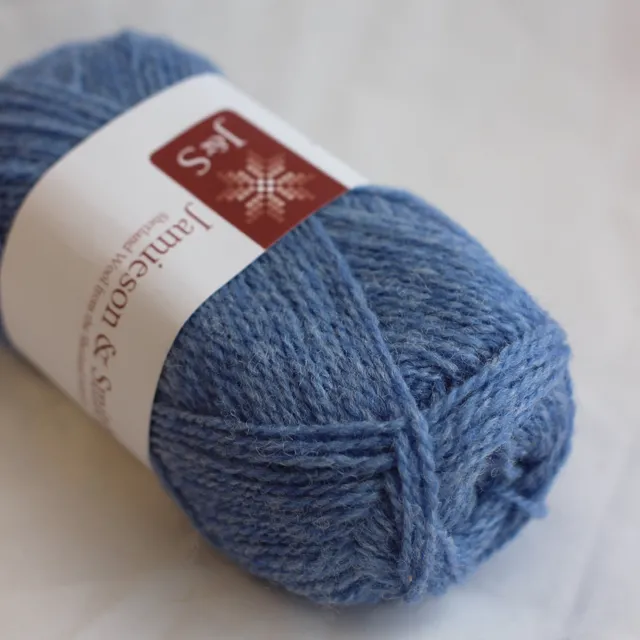 jamieson-smith-2ply-jumper-pelote-fc15-bleu-ciel-25g image 1