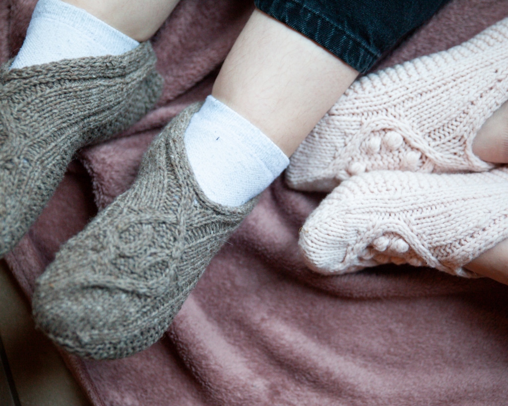 christallk-warm-me-up-slippers-patron-tricot-chaussons-pointure-xs-xxl image 6