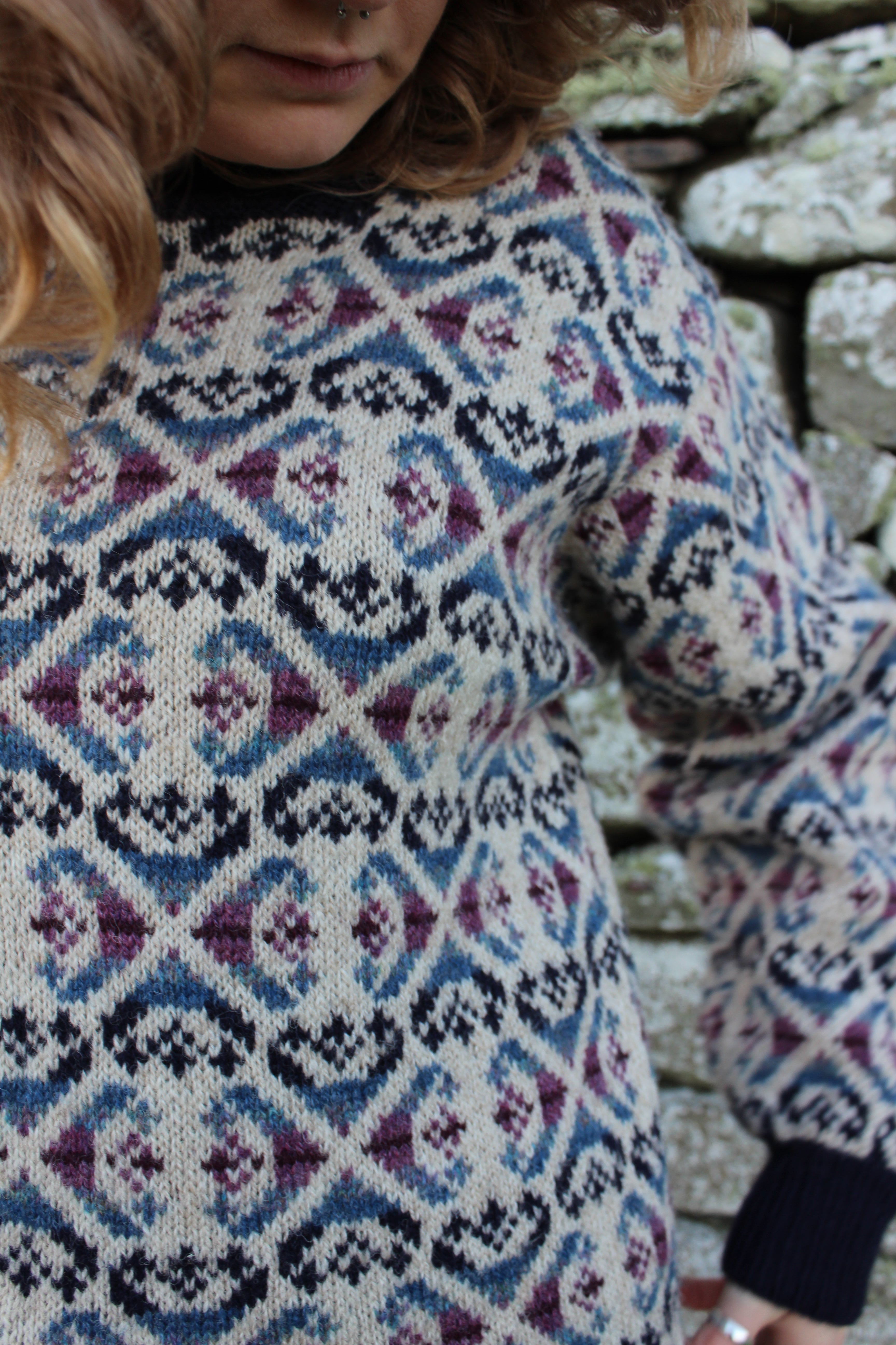 jamieson-smith-caavie-gansey-patron-pull-papier-fair-isle image 3