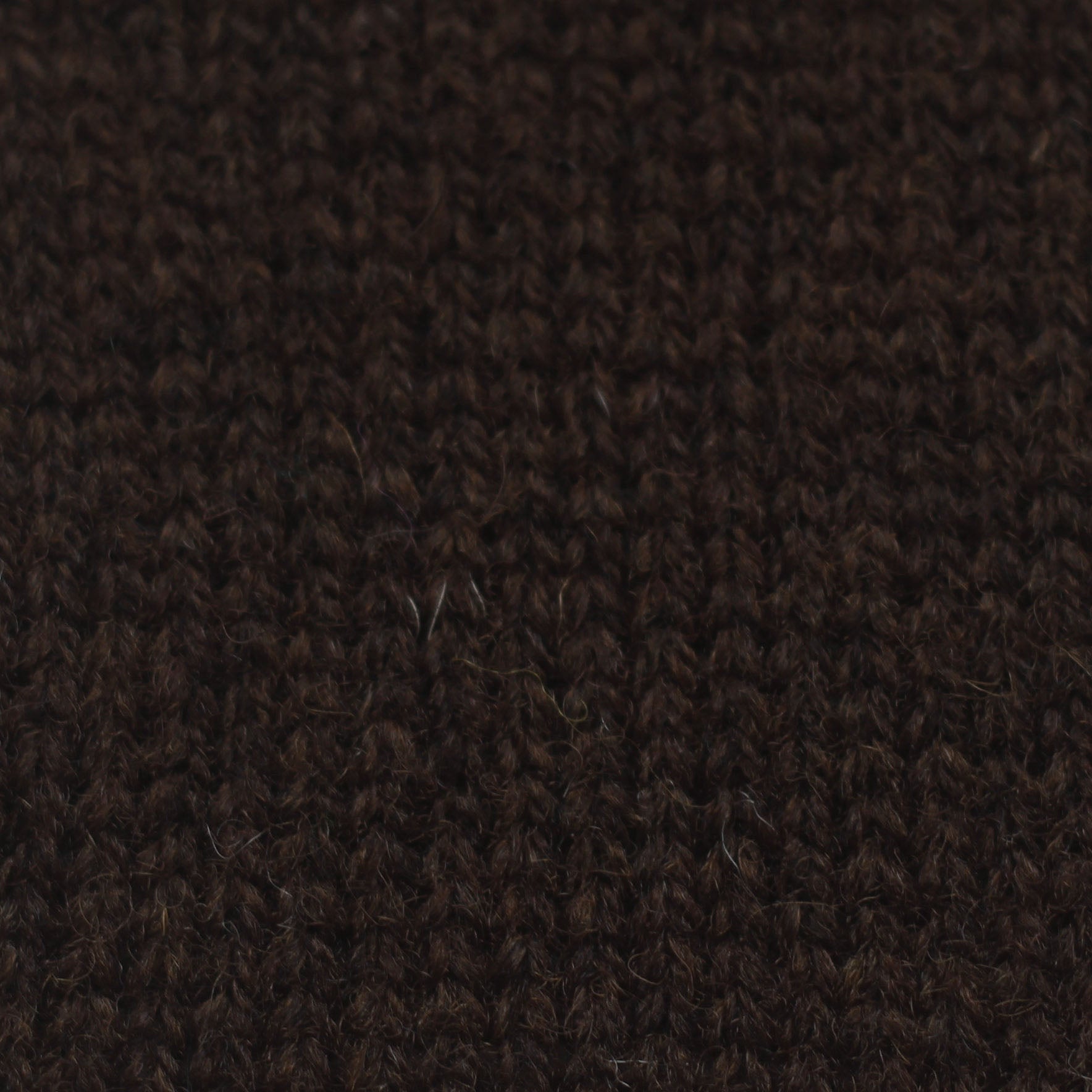 jamieson-smith-2ply-jumper-weight-005-laine-c-ne-500g image 1
