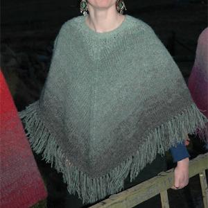 jamieson-smith-june-bug-pattern-patron-poncho-sandra-manson image 1