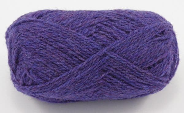 jamieson-s-double-knitting-1300-aubretia-fil-dk-25-g image 2