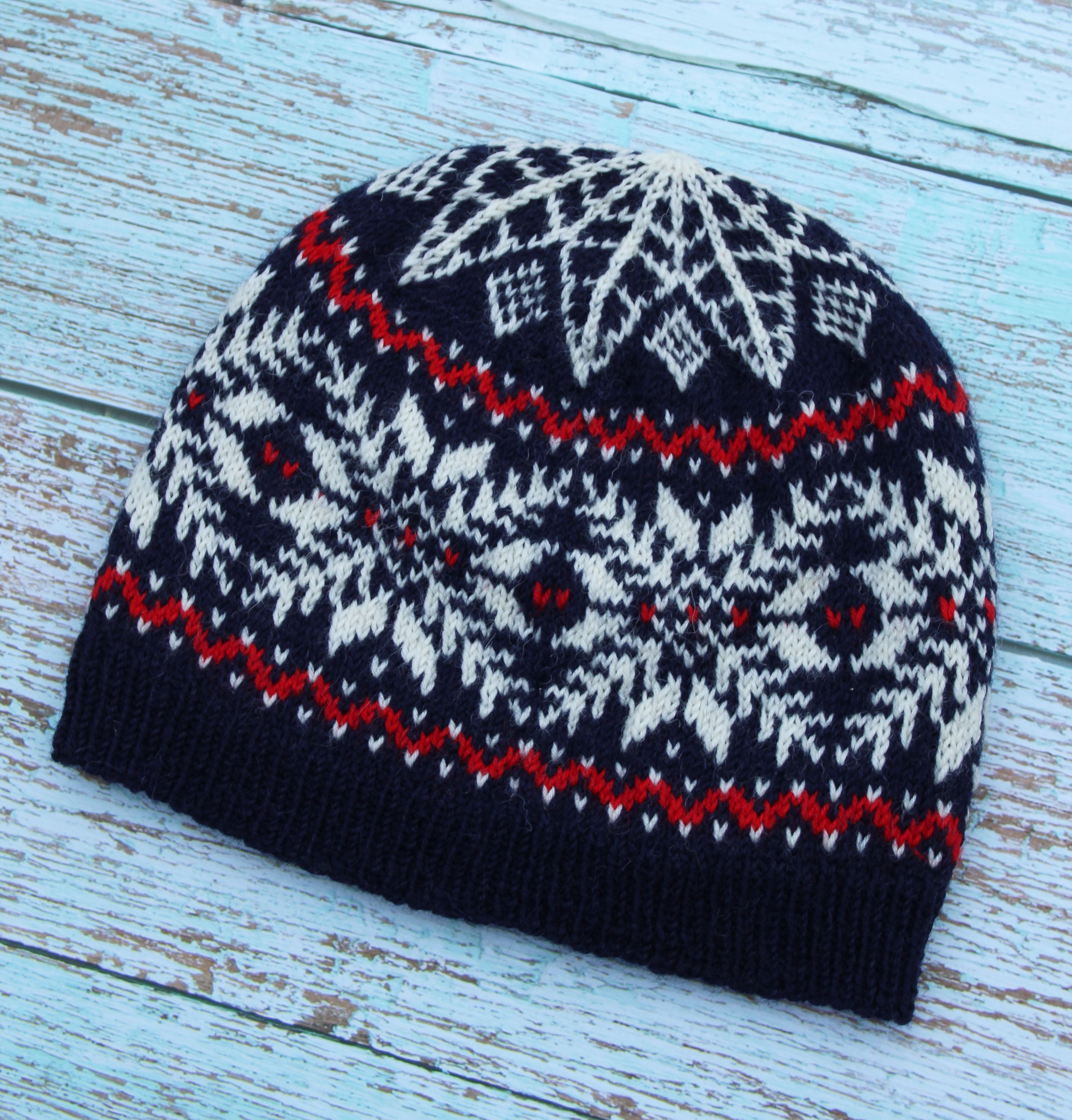 jamieson-smith-kits-kit-haakon-hat-bonnet-fair-isle-5ply image 3