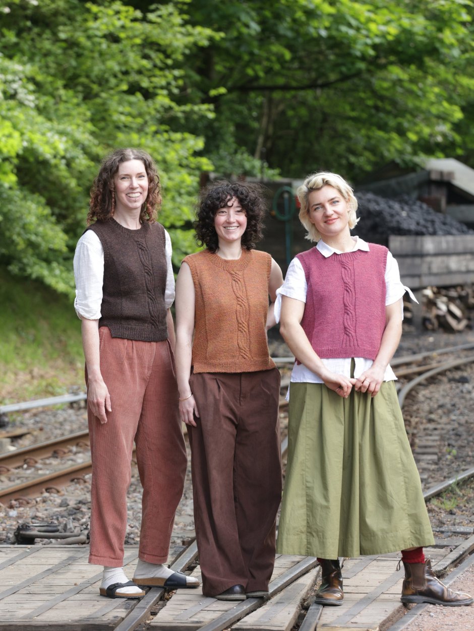 john-arbon-the-annuals-the-annual-num-ro-six-revue-tricot image 2