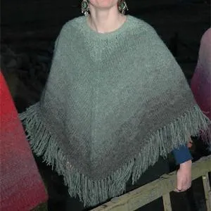 jamieson-smith-june-bug-pattern-patron-poncho-sandra-manson image 1
