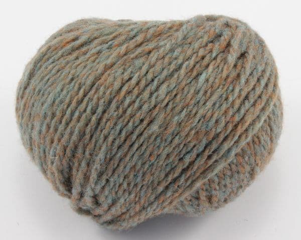 jamieson-s-heather-aran-251-topaz-laine-50g-torsades image 2