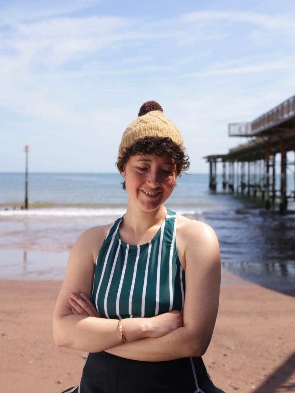 john-arbon-annual-five-woolacombe-waffle-kit-bonnet-pompon image 1
