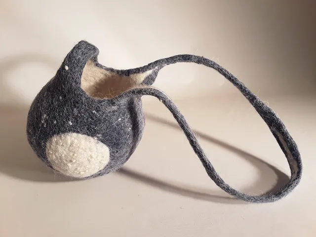 bellaventure-petit-sac-boule-sac-feutre-25-cm-laine-france image 1