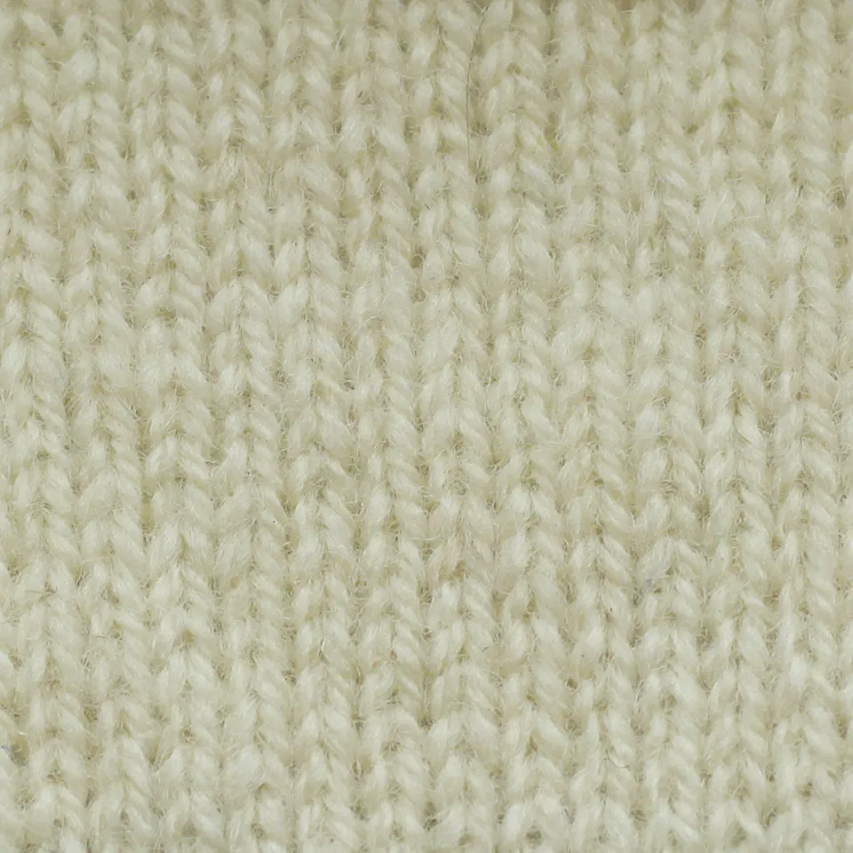 jamieson-smith-2ply-jumper-weight-01a-c-ne-laine-500g image 1