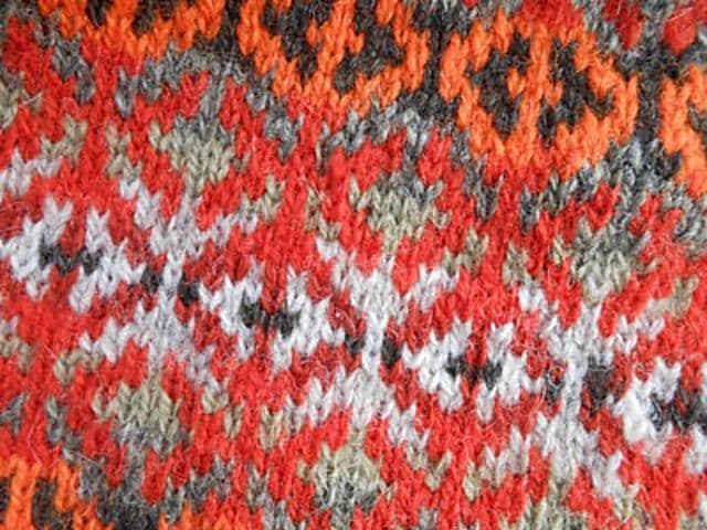 jamieson-s-helsinki-sweater-janine-bajus-patron-pull-jacquard image 5
