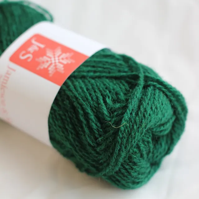 jamieson-smith-2ply-jumper-weight-fil-vert-34-25g image 1