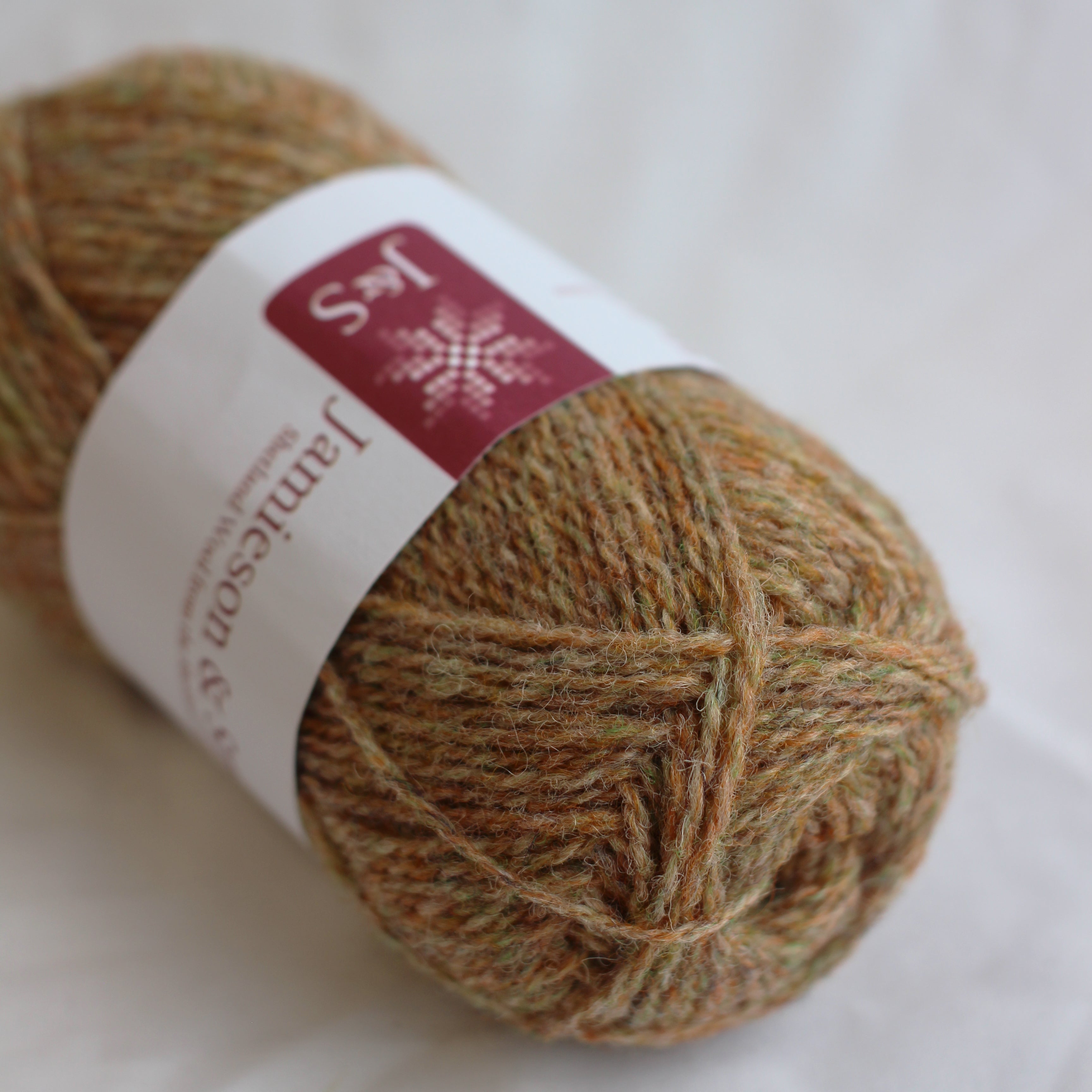 jamieson-smith-2ply-jumper-weight-fil-25g-1281-orange-chin image 1