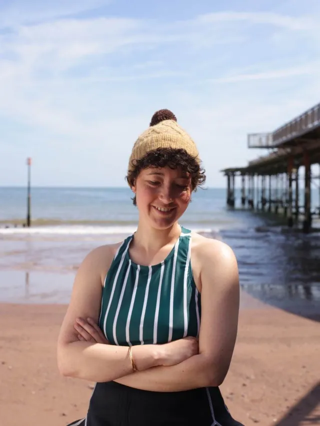 john-arbon-annual-five-woolacombe-waffle-kit-bonnet-pompon image 1