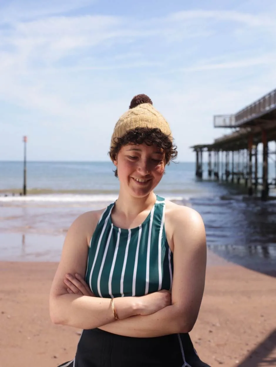 john-arbon-annual-five-woolacombe-waffle-kit-bonnet-pompon image 1