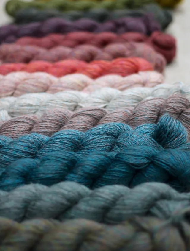 john-arbon-appledore-dk-pelote-laine-anglaise-dabinett-100g image 1