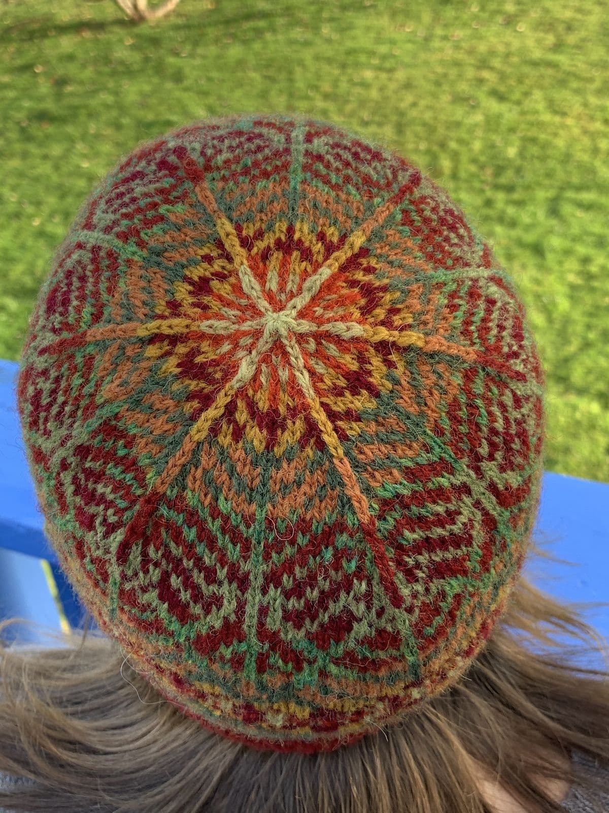 jamieson-s-autumnsong-beanie-mandy-moore-patron-bonnet image 1