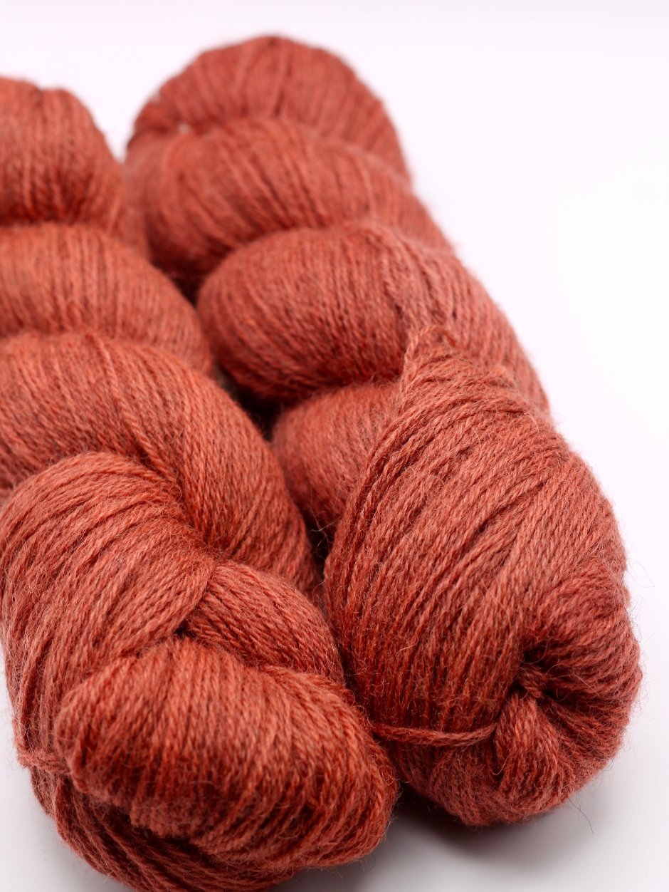 john-arbon-heirloom-4ply-laine-apple-blossom-teinture-naturelle image 4