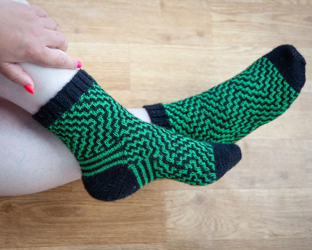 christallk-op-art-socks-patron-chaussettes-mosa-que image 4