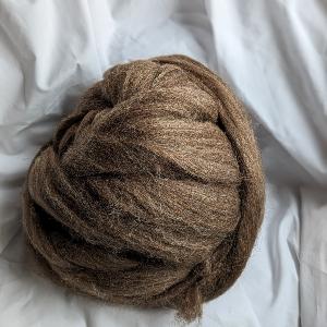jamieson-smith-natural-combed-tops-fibre-moorit-500g image 1