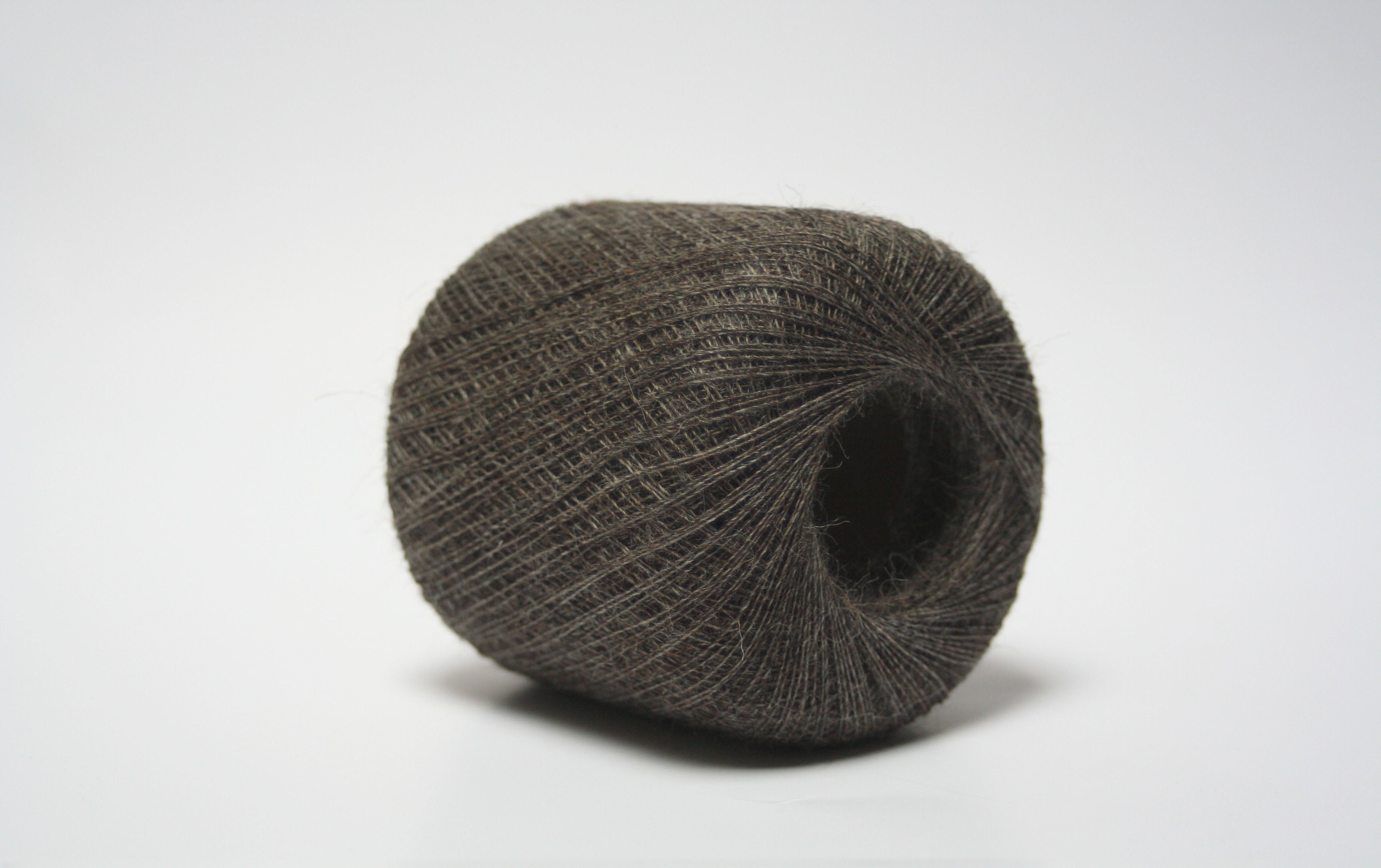 jamieson-smith-shetland-supreme-fil-gris-fonc-25g image 1