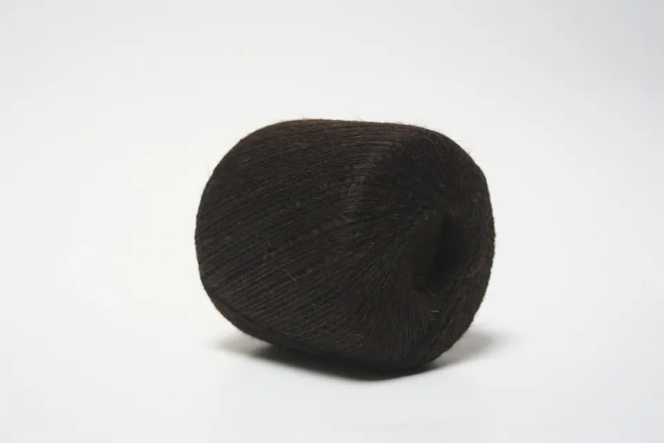 jamieson-smith-supreme-lace-fil-noir-naturel-25g image 1