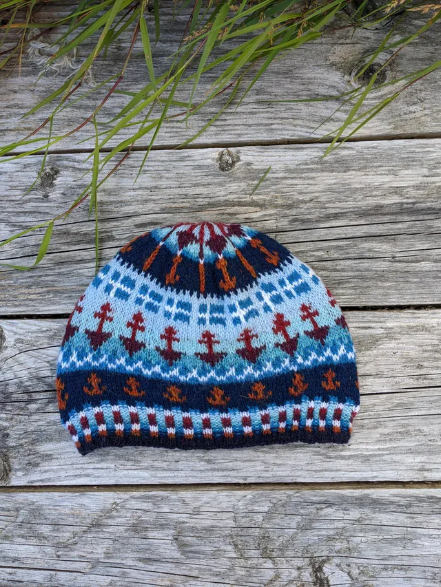 jamieson-smith-paper-patterns-tall-ships-toorie-patron-bonnet-fair-isle image 1