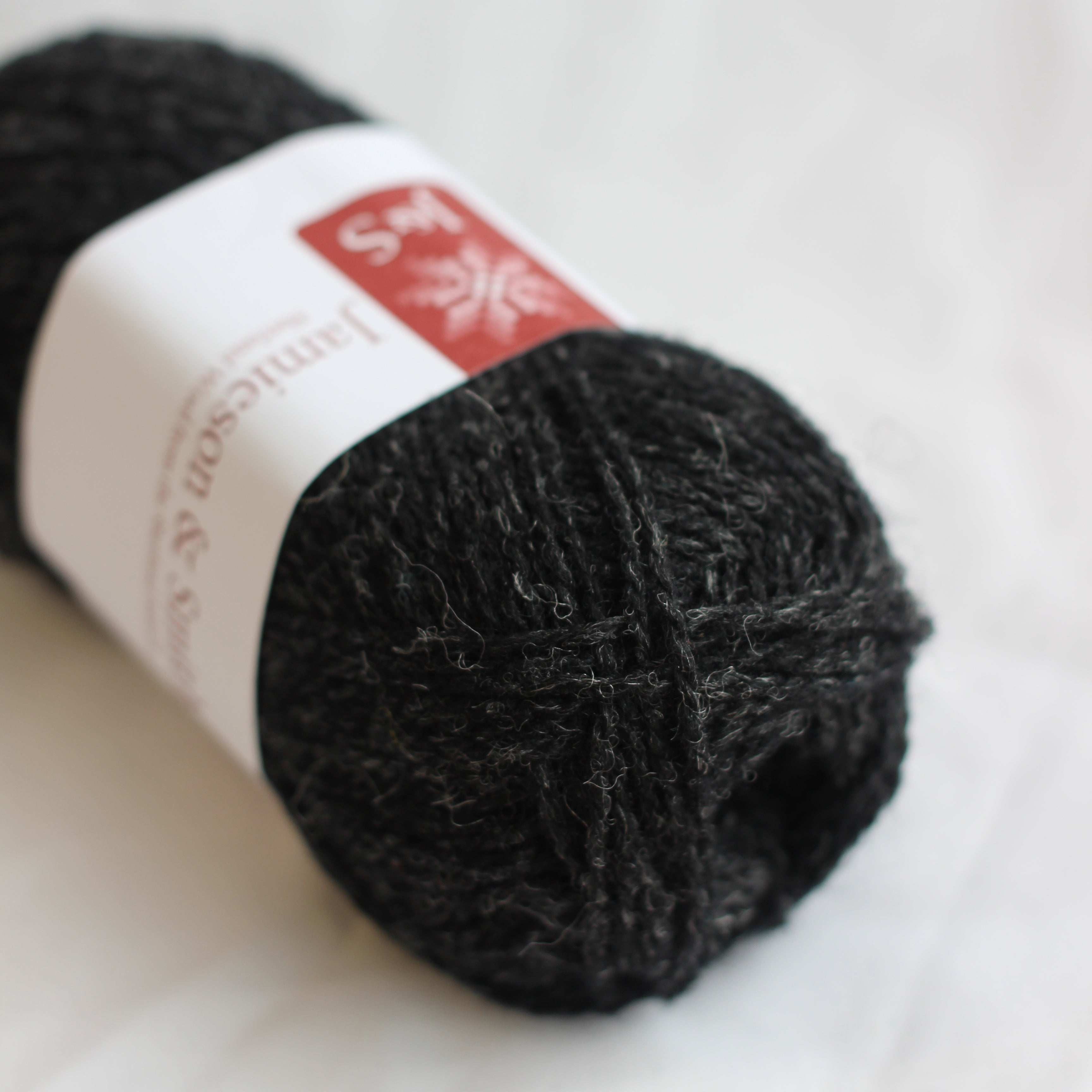 jamieson-smith-2ply-jumper-weight-laine-81-charcoal-25g image 1