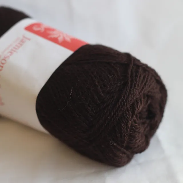 jamieson-smith-2ply-lace-weight-l5-fil-dentelle-25g-laine-shetland image 1