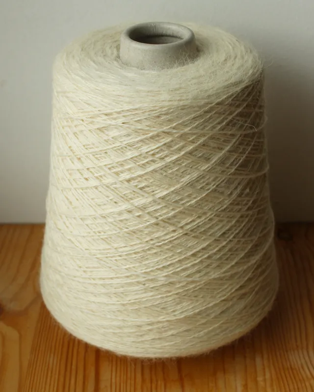 jamieson-smith-shetland-heritage-fil-blanc-naturel-c-ne-500g image 1