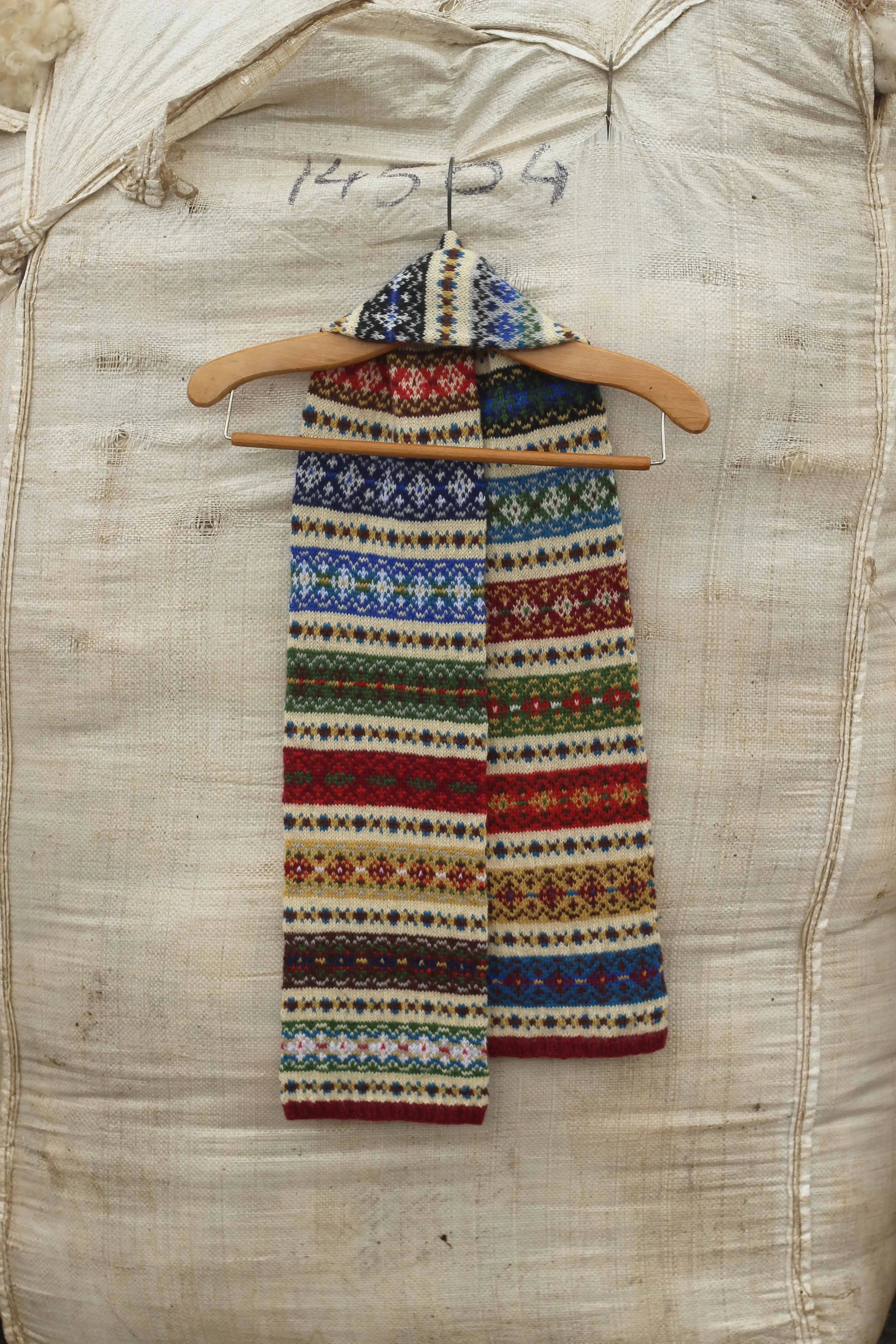 jamieson-smith-heritage-scarf-kit-tricot-charpe-tube-155-cm image 1