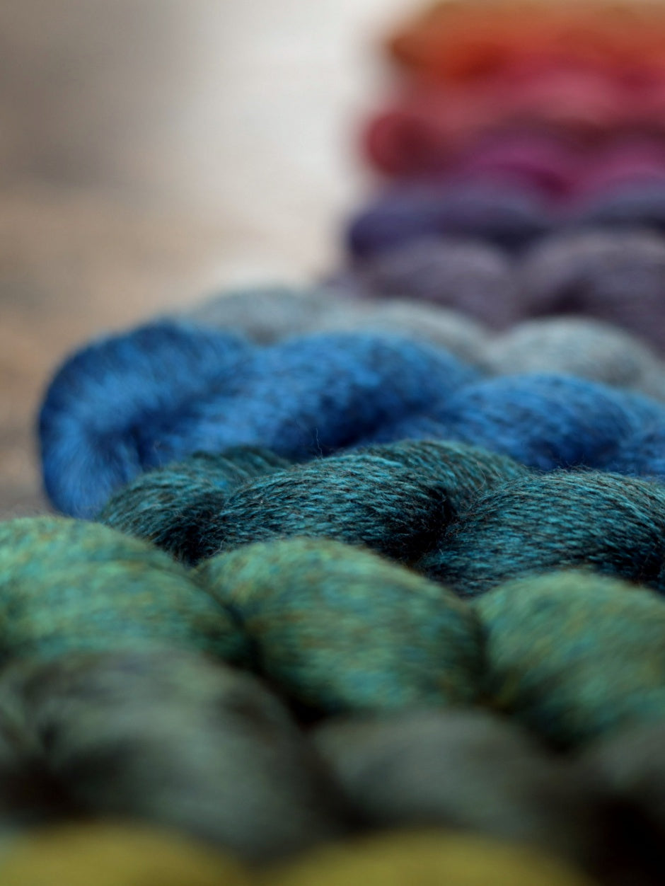 john-arbon-harvest-hues-4ply-laine-silver-birch-100g-chin-e image 6