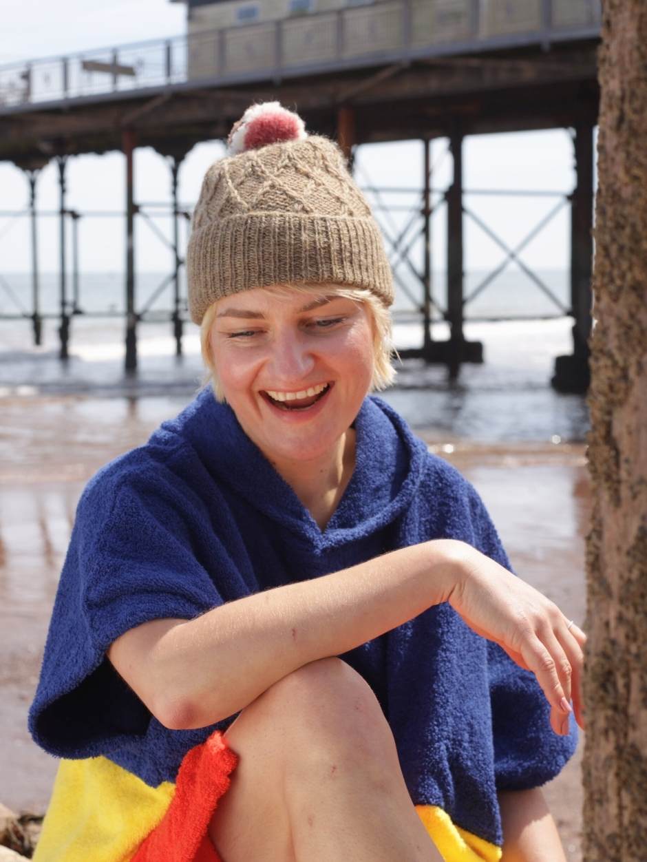 john-arbon-annual-five-woolacombe-waffle-kit-bonnet-pompon image 7