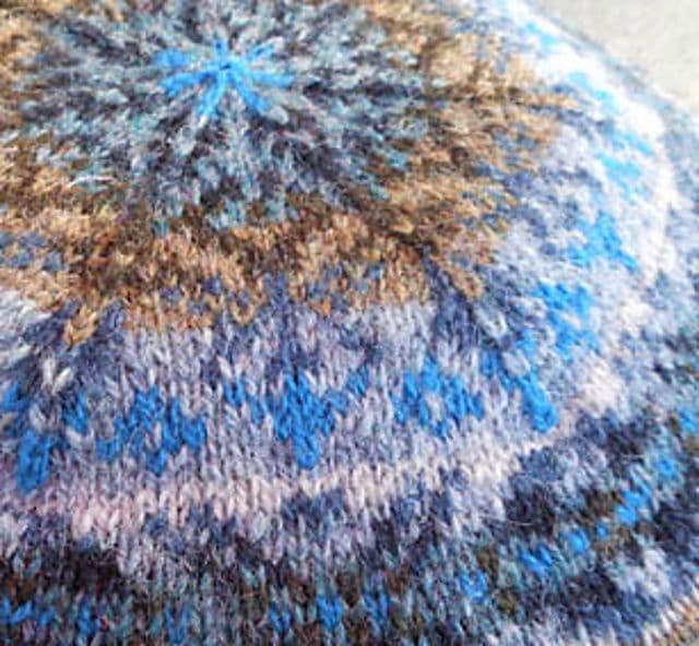 janine-bajus-foggy-cove-tam-patron-bonnet-fair-isle-pdf image 2