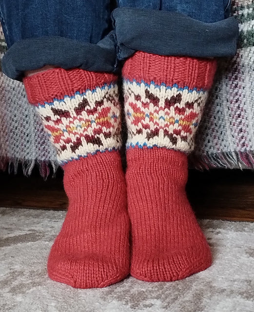 jamieson-smith-kits-madder-socks-kit-chaussettes-jacquard image 1