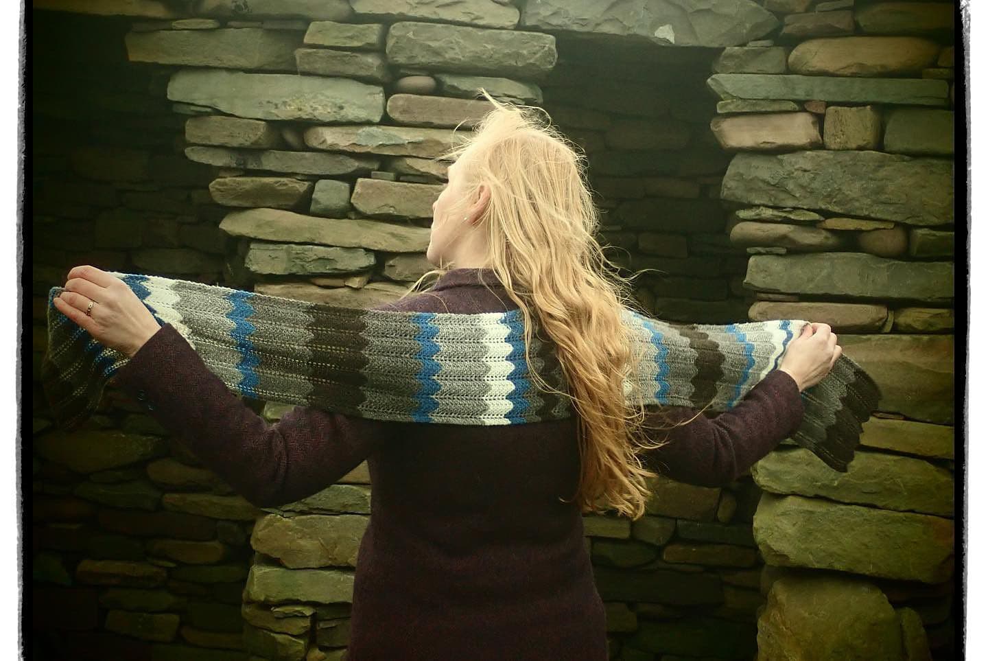 alison-rendall-new-shell-scarf-patron-charpe-dentelle-pdf image 1