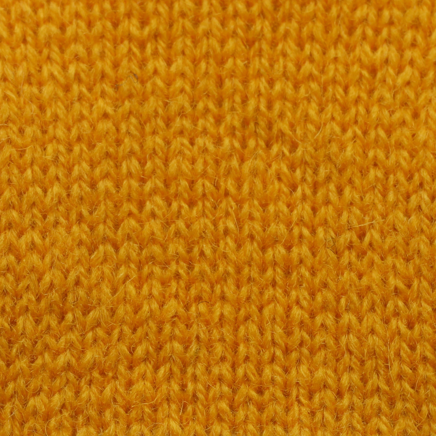 jamieson-smith-2ply-jumper-weight-fil-92-marigold-25g image 2