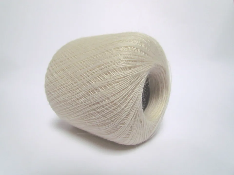 jamieson-smith-shetland-supreme-fil-blanc-naturel-25g image 1