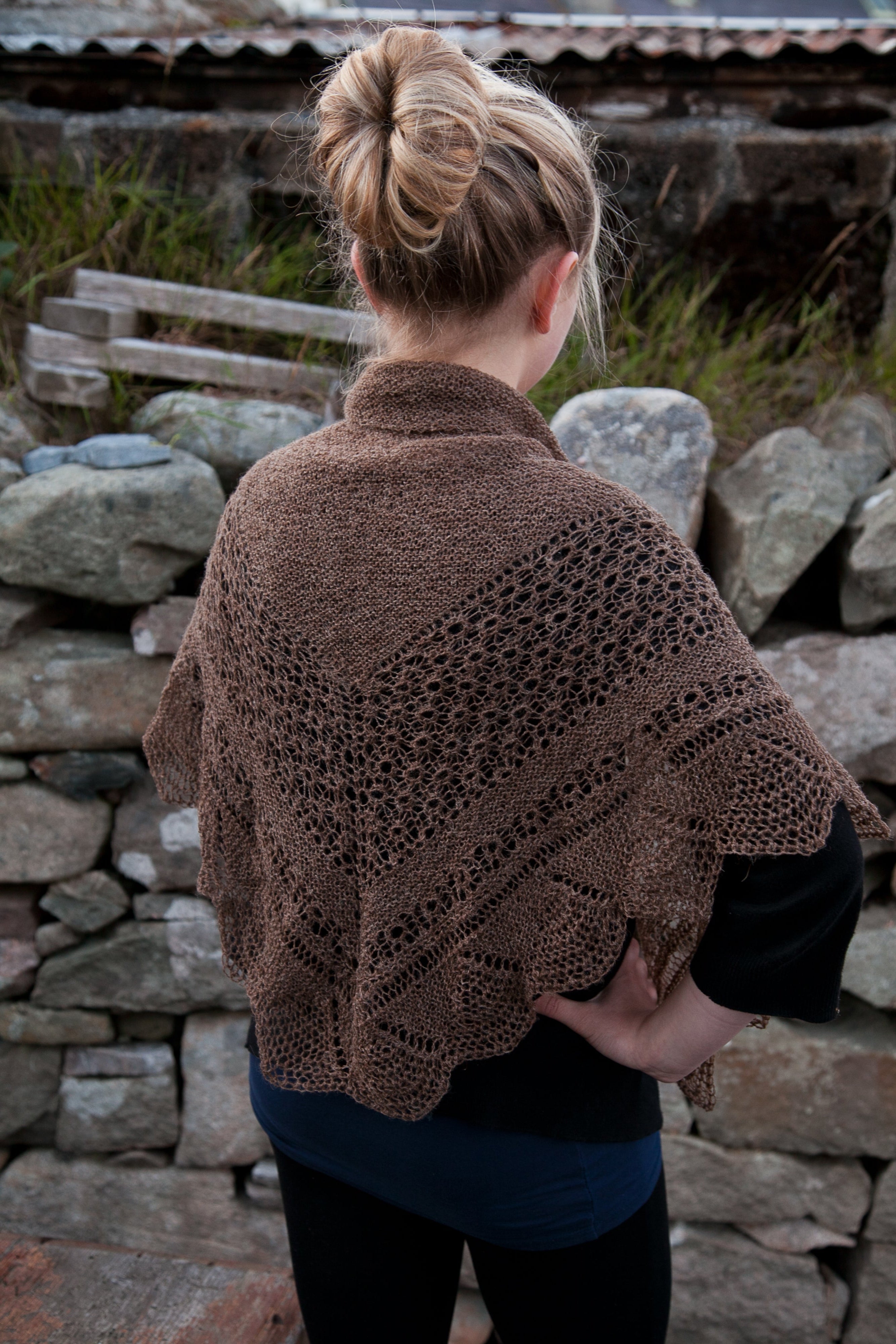 jamieson-smith-loren-kit-ch-le-dentelle-shetland-supreme image 3