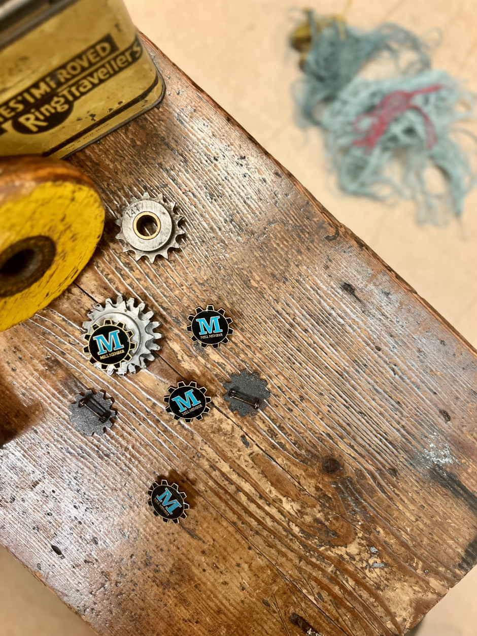 john-arbon-mill-member-badge-mail-roue-dent-e-uk image 3